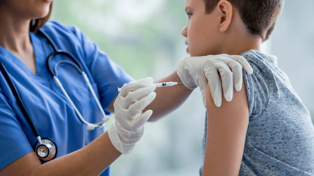 Над 2000 ваксини срещу HPV вече са поставени в Пловдивско на деца, проучване откри и допълнителни ползи