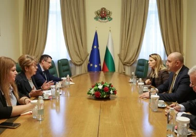 Радев се среща с Митрофанова, коментираха поразените кораби
