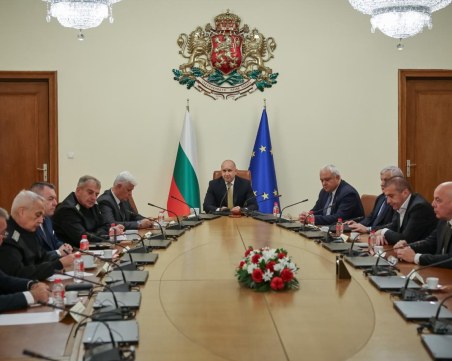 Четвърти кораб ударен до Крапец! Премиерът вика Митрофанова