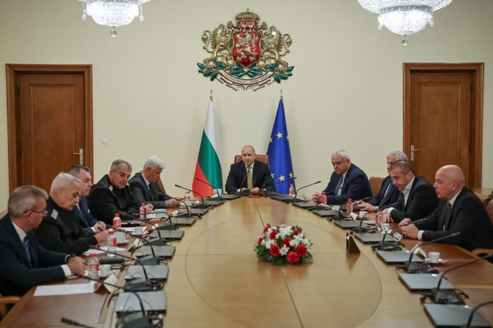 Четвърти кораб ударен до Крапец! Премиерът вика Митрофанова