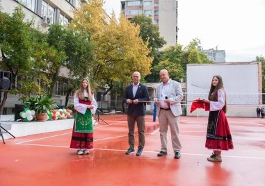 Откриха със спортен празник новите площадки в СУ „Никола Вапцаров в район „Северен