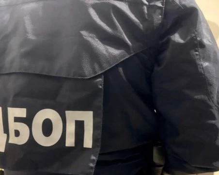 ГДБОП показа кадри от акцията срещу източването на ВиК: Лукс, имоти, инвестиционни монети и часовници