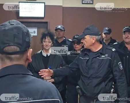 Оставиха в ареста проф. Генева-Попова, въпреки че припадна в съдебна зала