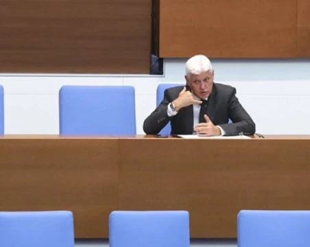Ускоряваме придобиването на зенитно-ракетни комплекси срещу ракети и дронове
