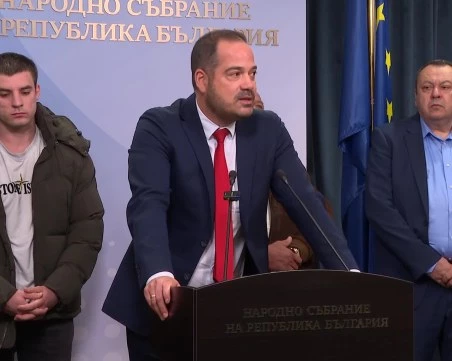 Заради съмнения за полицейско насилие: ДПС призова Демерджиев да поиска оставката на директора на ОДМВР-Кърдажи