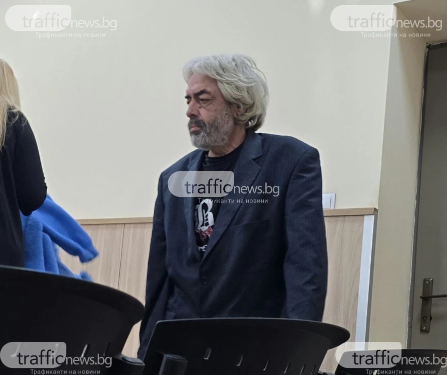 Откриха Евгений от Капана! Пловдивчанинът, свалил гащите си на Главната, се размина с пробация