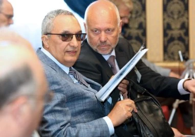 Костов и Борисов в общ апел: Мирът не се гарантира с надежда, че Путин ще ни пощади, ако се снишим