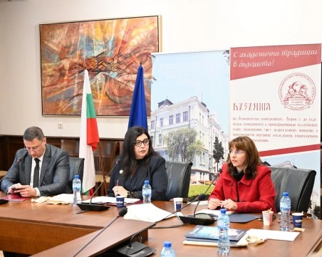 Ефремова: МТСП работи за гарантирането на правата на работещите в ерата на изкуствения интелект
