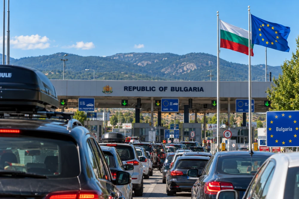 Турция и Гърция оспорват кой е фаворит в летните пътувания на българите