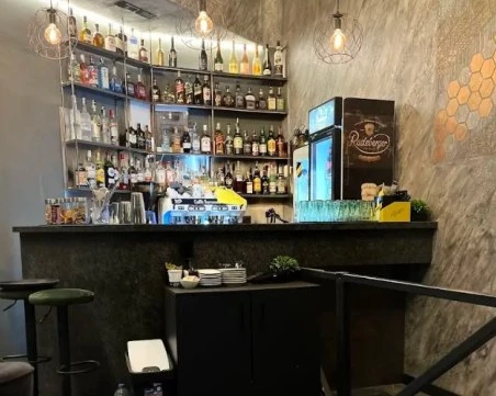 Заведение в Капана, свързано с арестуван за ОПГ, отнесе глоба за работа без разрешение