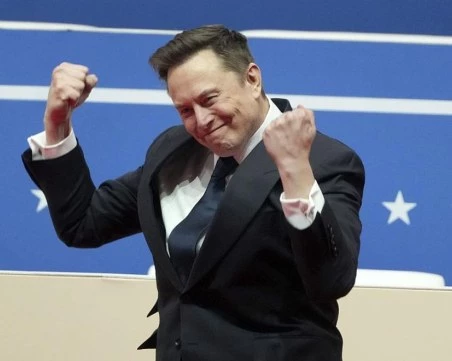 Мъск ще подарява акции от SpaceX на всяко дете в САЩ