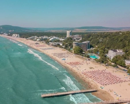 Министърът на туризма: България остава сигурна дестинация