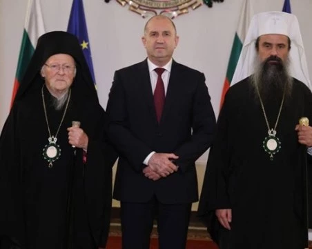 Радев пред Вселенския патриарх: Православната вяра съхранява моралните ценности