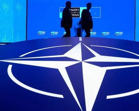 НАТО засилва разузнаването в Черно море след атаките