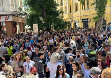 Мяра даде само 14.5% разлика между Йотова и Гюров