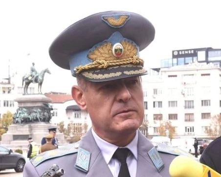 Шефът на ВВС: Ако се наложи, ще вдигнем и наш F-16