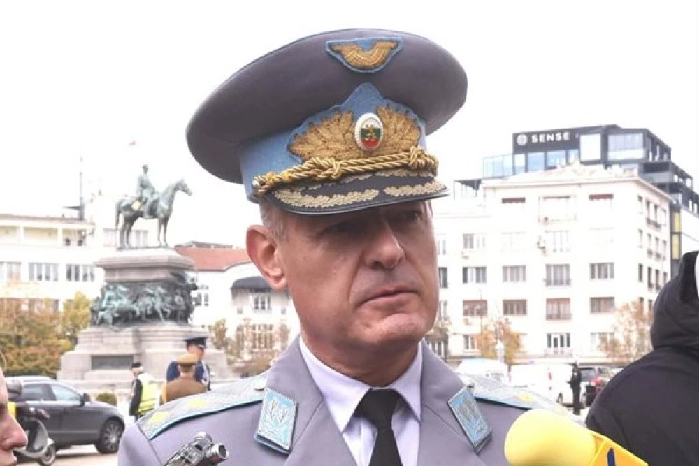 Шефът на ВВС: Ако се наложи, ще вдигнем и наш F-16