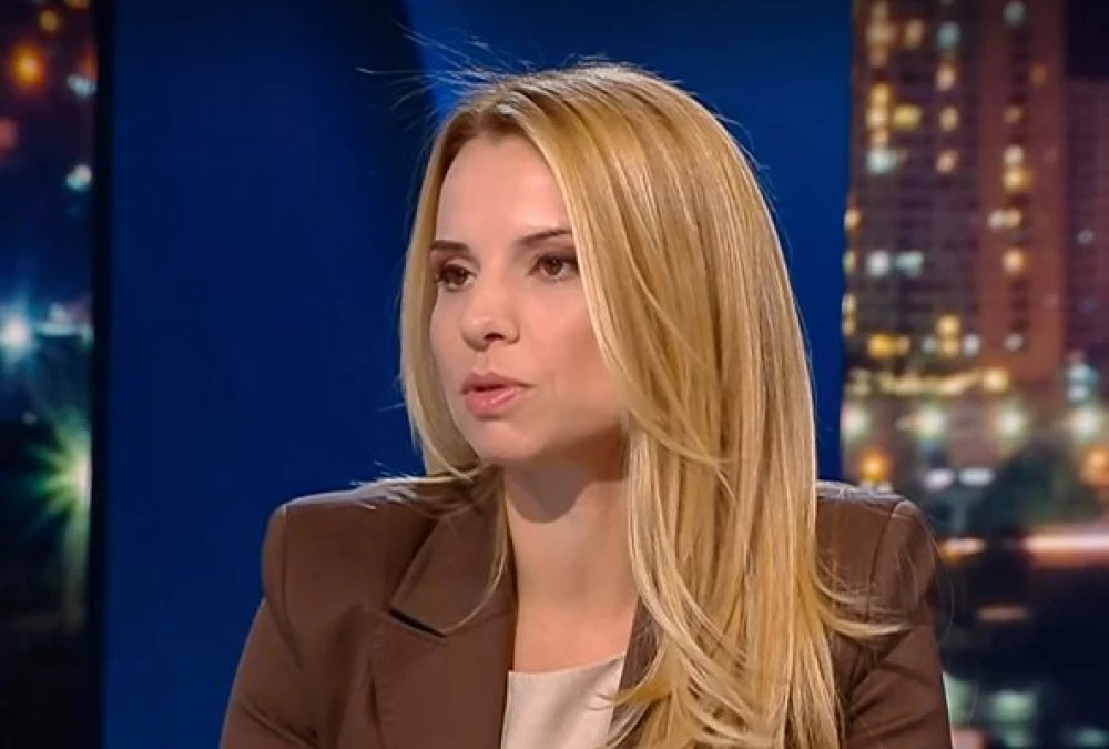 ЦИК: Гласуването с машина отнема под минута, разписките задължително се подпечатват