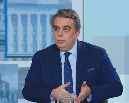 Асен Василев: 900 000 избиратели показаха червен картон на управлението на Румен Радев
