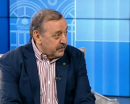 Проф. Кантарджиев: Не мога да уважавам политици, които пет пари не дават за живота и за здравето на народа си