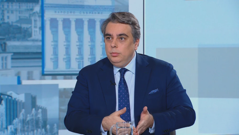Асен Василев: 900 000 избиратели показаха червен картон на управлението на Румен Радев