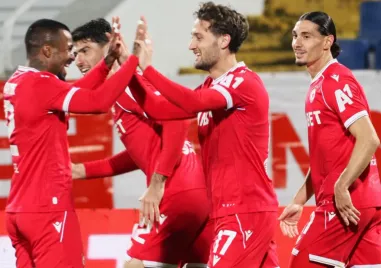 ЦСКА свали Лудогорец с 2:0 и се върна на върха