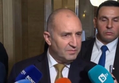 Радев: На балотажа битката ще е между два противоположни политически модела