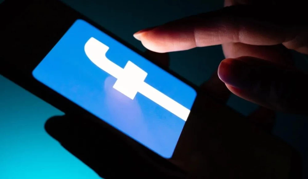 Нова измамна схема във Facebook: Фалшиви инвестиционни посредници примамват българи