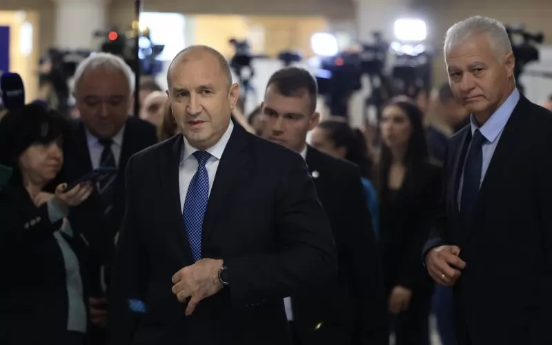 ЦИК се оплете по казуса с жалбите срещу Румен Радев