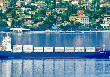 Военната прокуратура разследва атаката с дронове срещу кораба край нос Калиакра