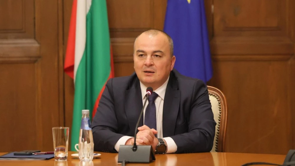 Земеделският министър: Проверяваме къде се трупат надценките по веригата
