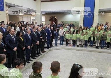 Пространство на българския дух: Откриха „Алея на будителите в пловдивско училище