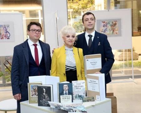 Наследниците на Димитър Кудоглу дариха над 130 книги на НБ 