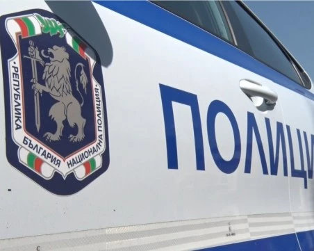 След 60 удара и множество прободни рани: Мъж почина в Русе