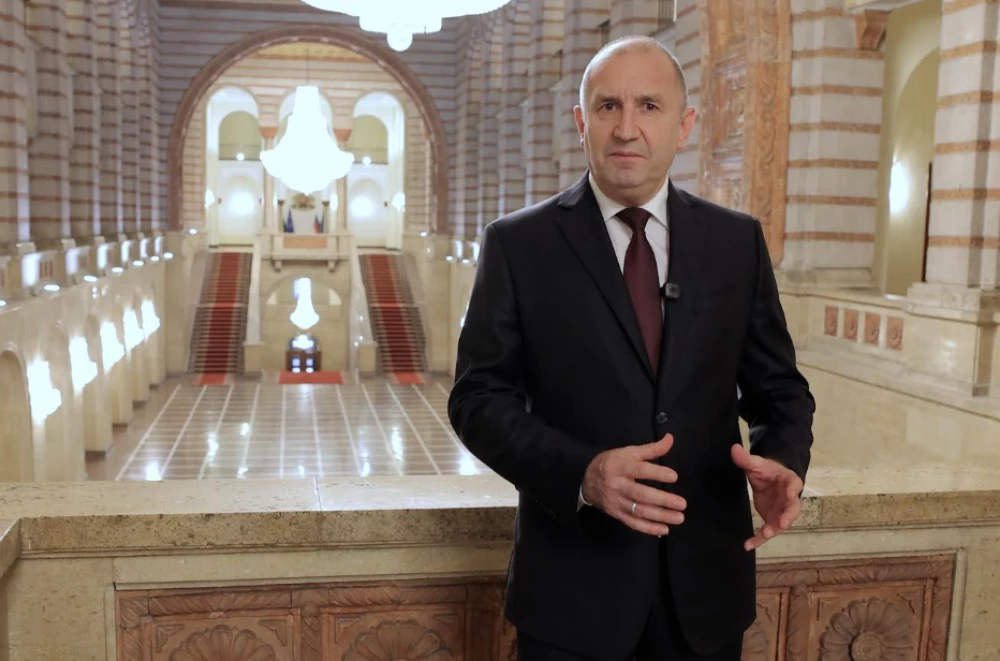 Румен Радев: България е извадена от „сивия списък